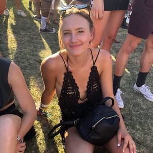 Meet your Posher, Natalie